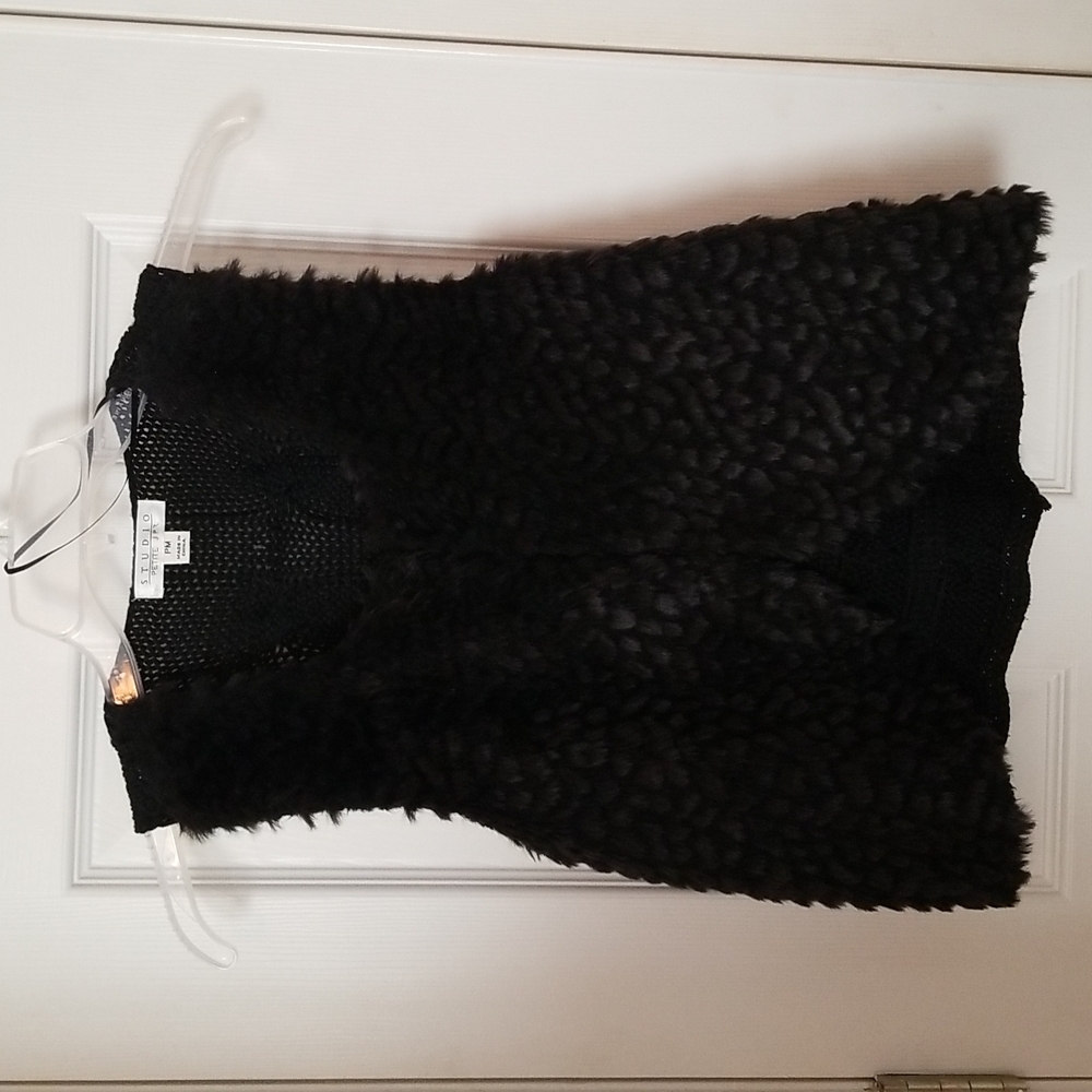 Studio Petite Faux Fur Ladies Shrug